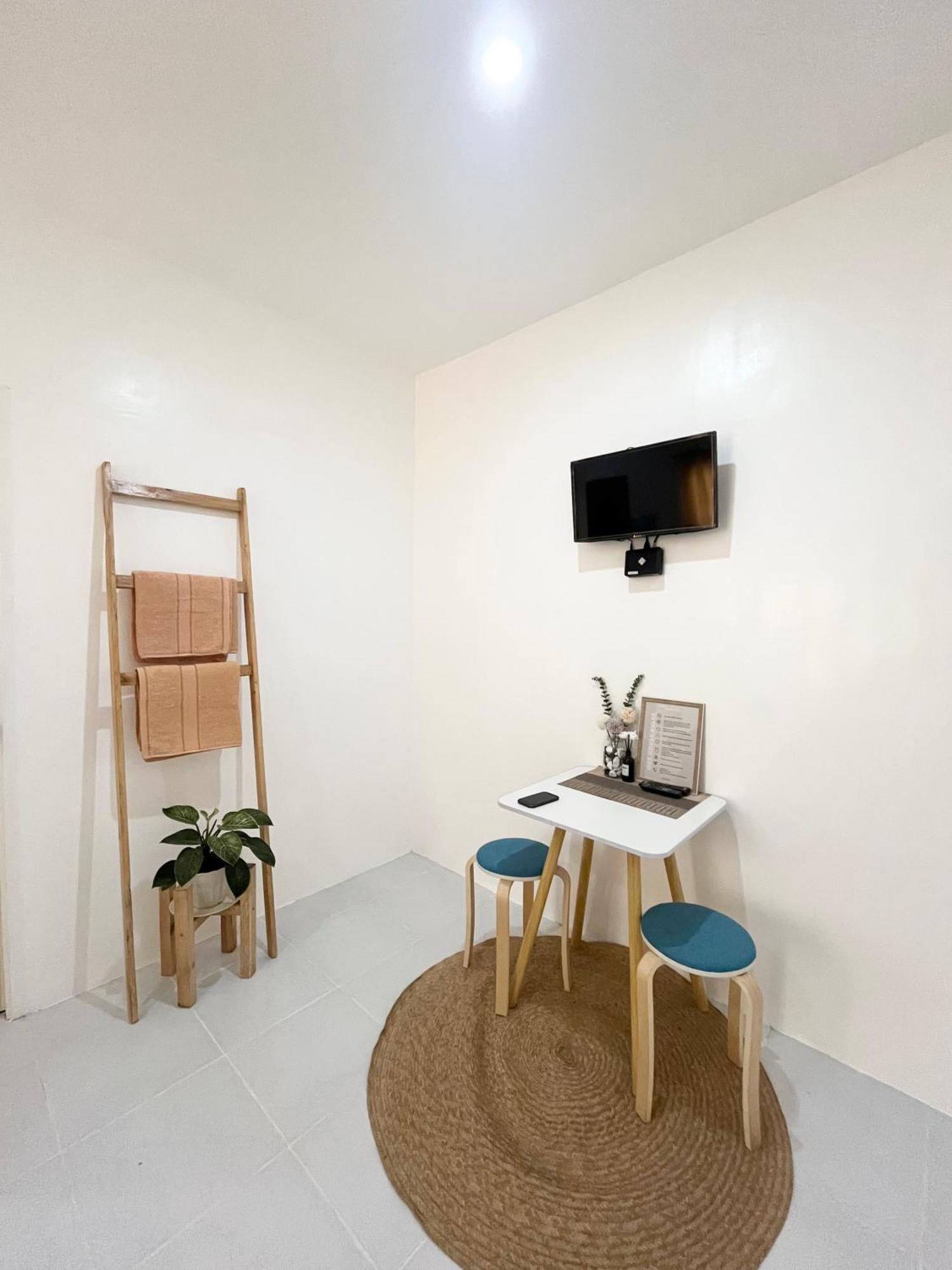Sunnydale Apartelle -Room Accommodation Near Calatagan Beach Resorts Batangas Luaran gambar